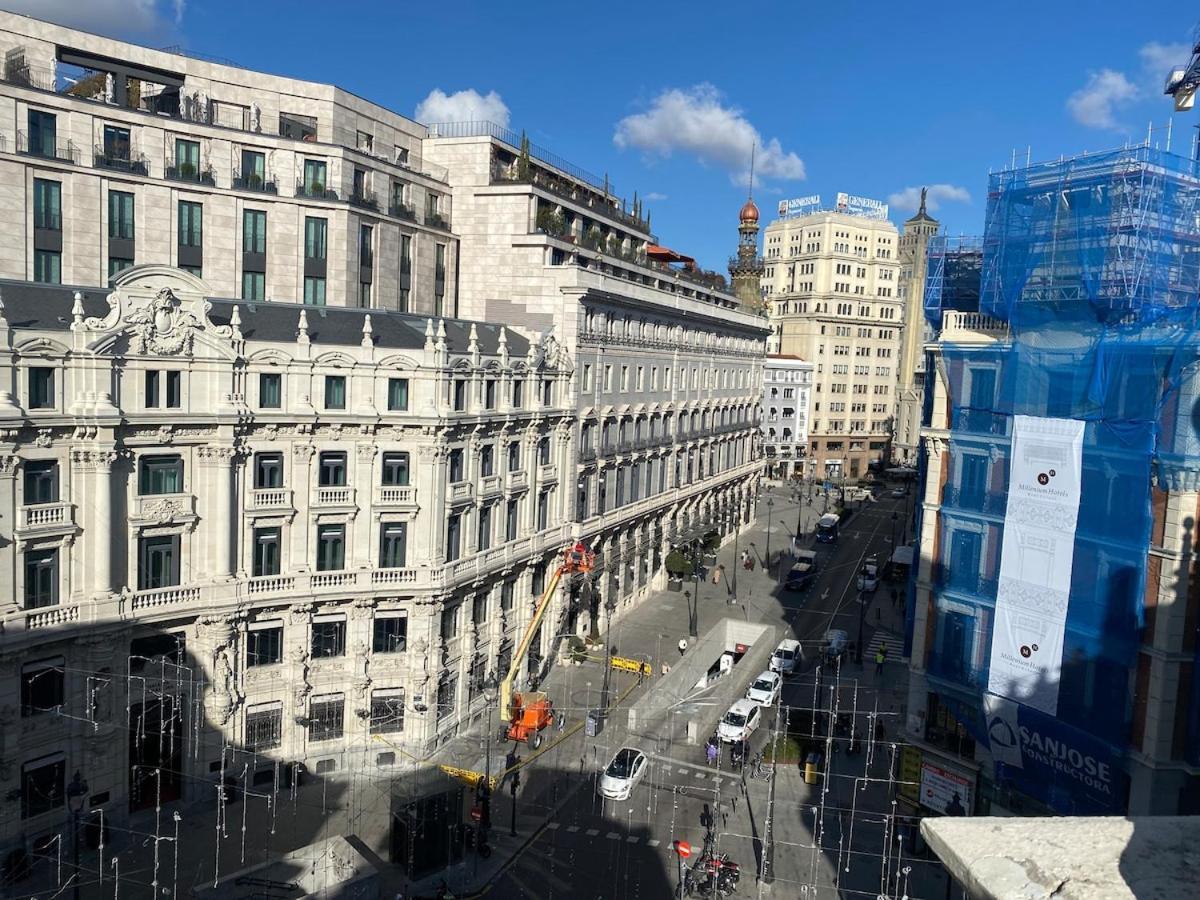 Atico Con Terraza De Vistas Inmejorables Apartment Madrid Luaran gambar